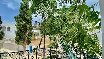 Apartamento, 3 habitaciones, fumadores | Jardines del alojamiento