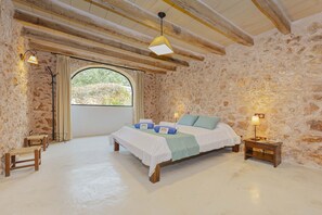 6 bedrooms, iron/ironing board, free WiFi, bed sheets - VILLA CAN GRANOT (Felanitx)