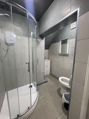 Dormitório compartilhado, 1 quarto | Banheiro