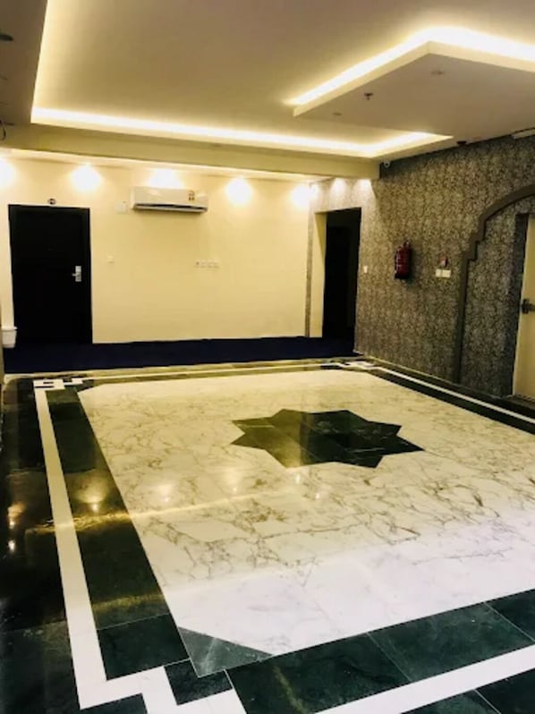 Interior - Hala Taiba (Madinah)