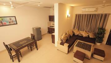 Villa Familiale, balcon | Coin séjour