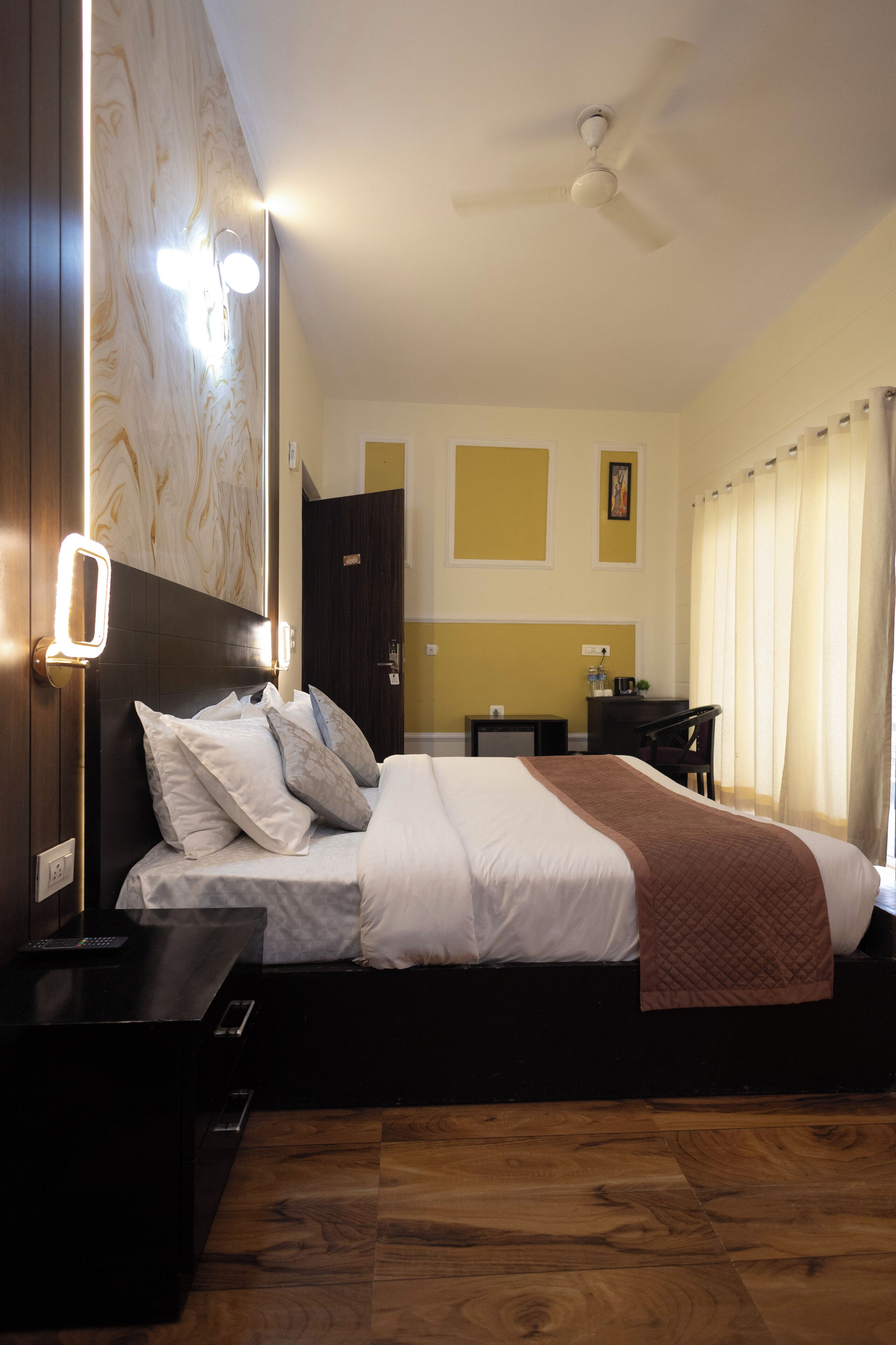 豪華開放式客房, 陽台, 花園景觀 | 書桌、筆電工作空間、免費無線上網