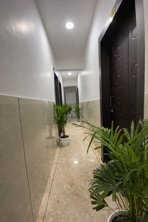 Lobby - Hotel My Stay (Indore)