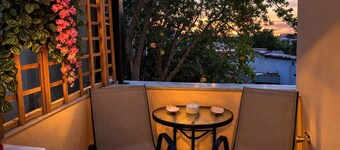 Cozy apartment in Old town Ano Polis