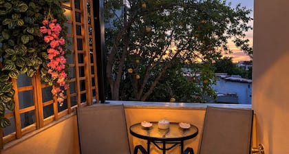 Cozy apartment in Old town Ano Polis