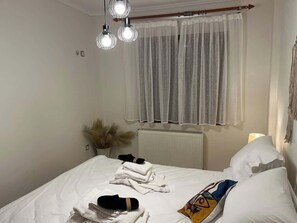 2 chambres, fer et planche à repasser, lit parapluie, Wi-Fi