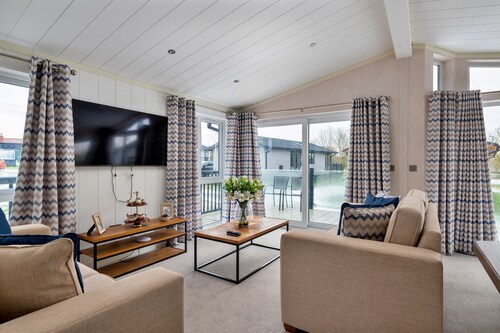 Churchill Luxury Lodge