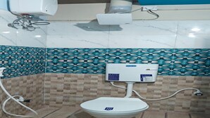 Chambre Simple Deluxe, balcon, vue montagne | Salle de bain