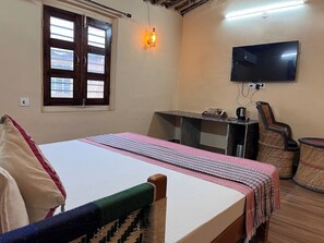 Habitació superior | Escriptori, espai de treball apte per a portàtils i wifi gratuïta 