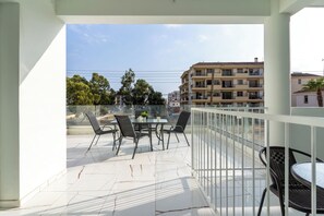 Apartamento, 1 cama doble con sofá cama, cocina, vistas a la ciudad | Vistas desde la habitación