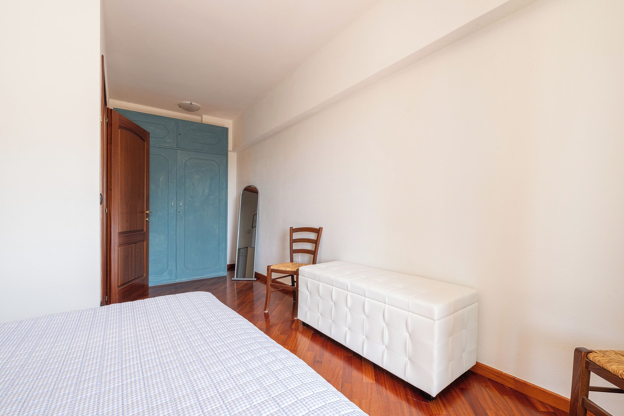 Bügeleisen/Bügelbrett, kostenloses WLAN