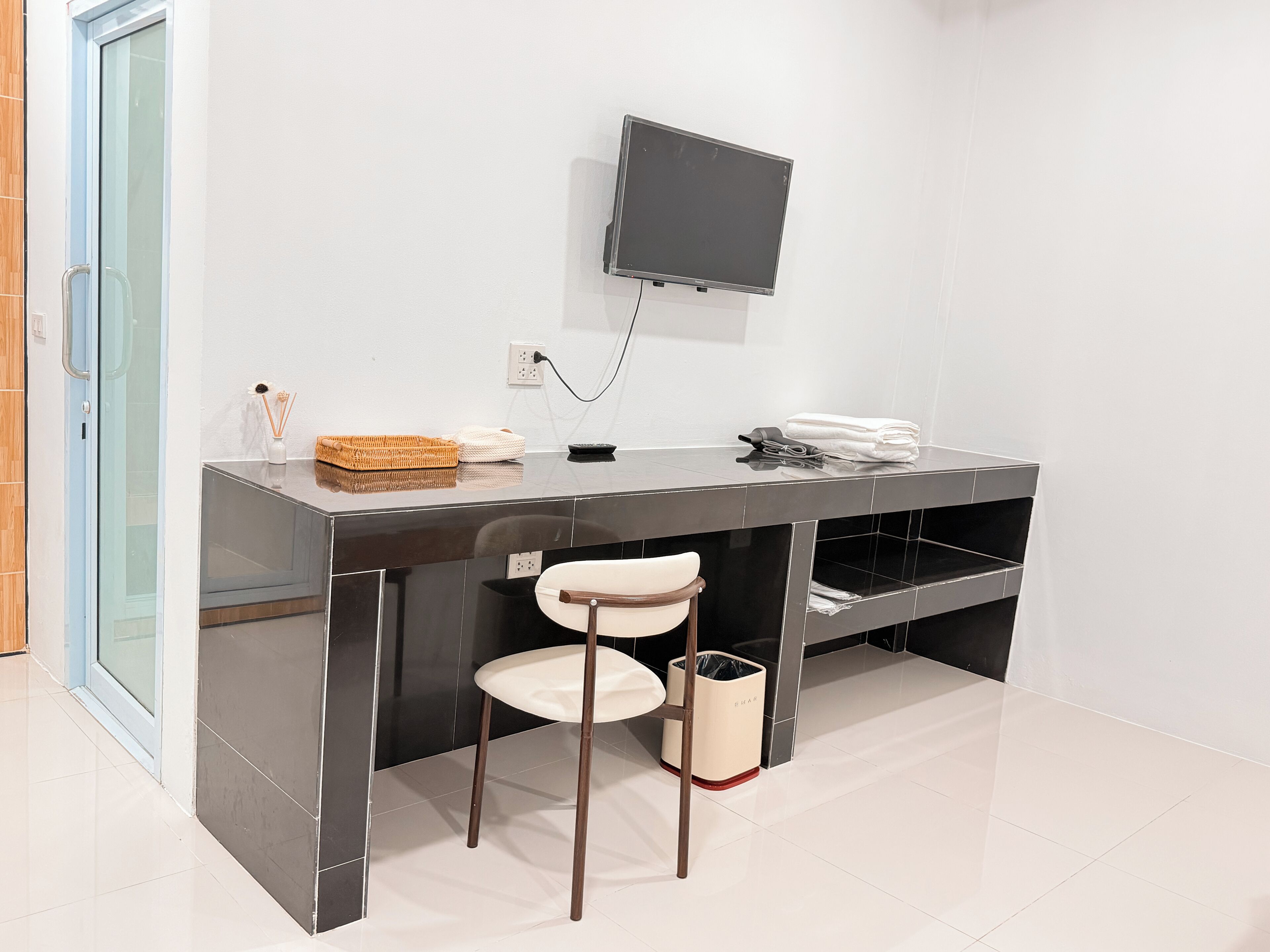 Superior Suite, Resort View | Interior