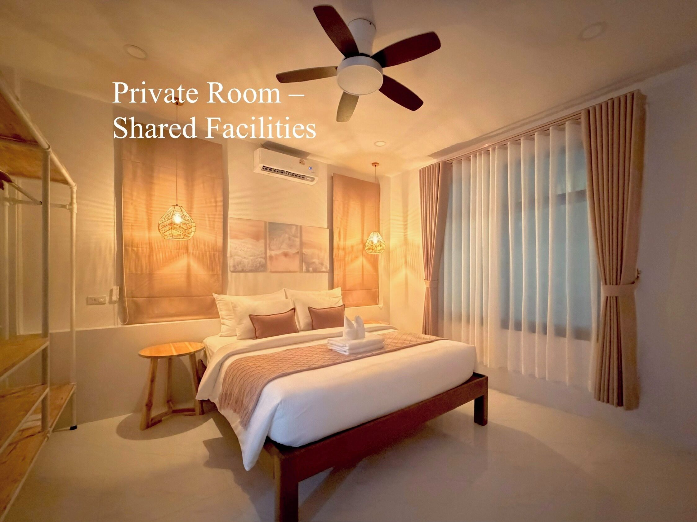 豪華客房, 1 張特大雙人床 | 遮光布/窗簾、免費無線上網