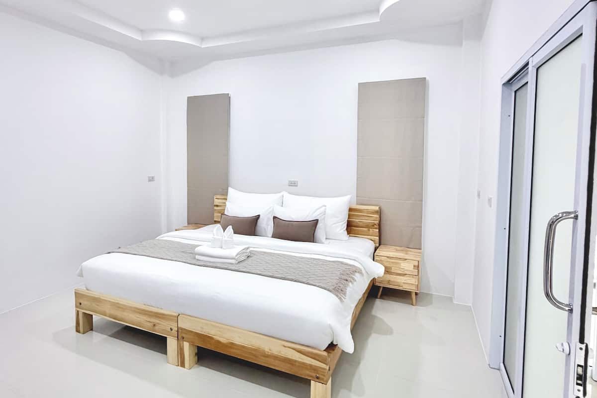 Superior Suite, Resort View | Blackout drapes, free WiFi