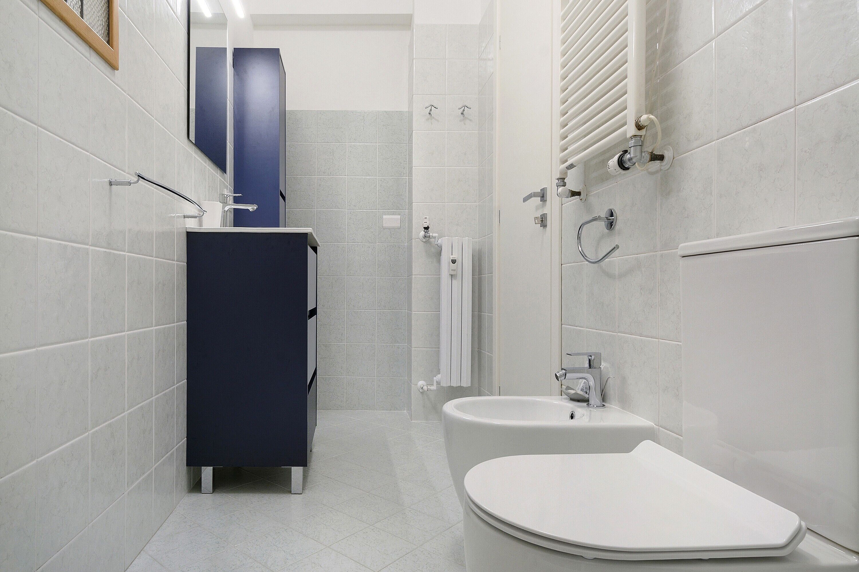 Ducha, secador de pelo, toallas