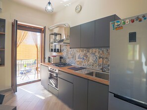 House - Sirio Guest House in Salerno (Salerno)