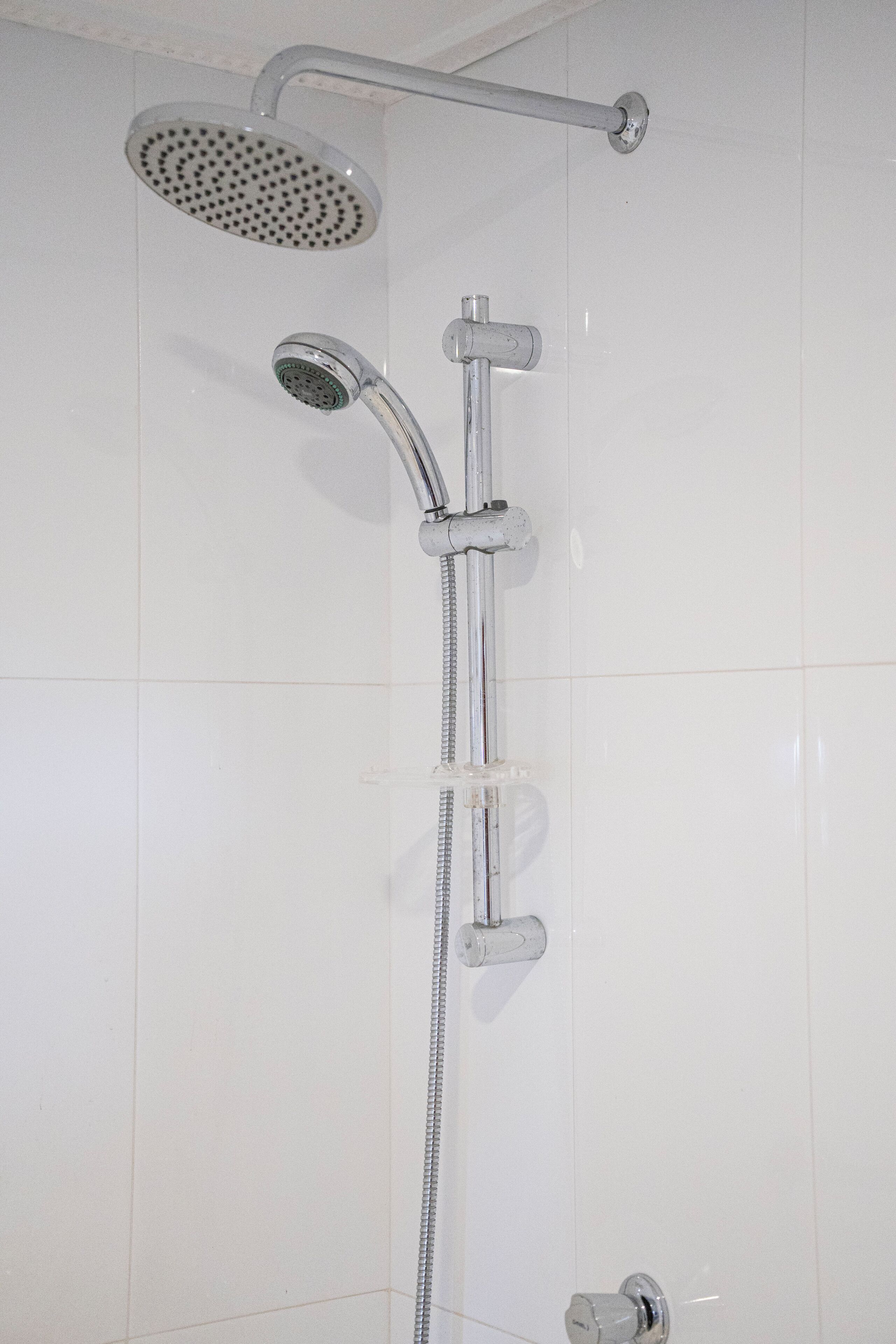 Towels, soap, shampoo, toilet paper