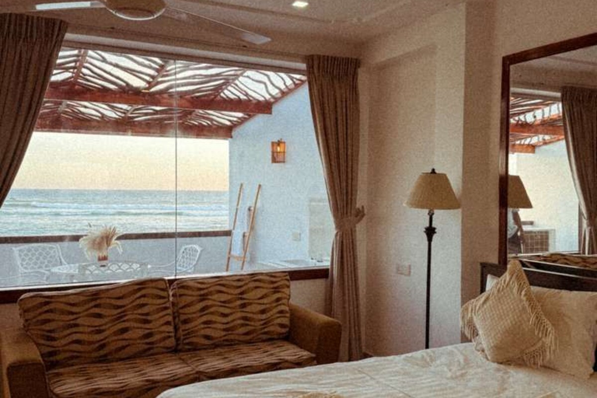 Superior Double Room, Balcony, Ocean View | Premium bedding, desk, laptop workspace, soundproofing