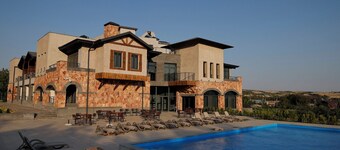 Sona Boutique Resort