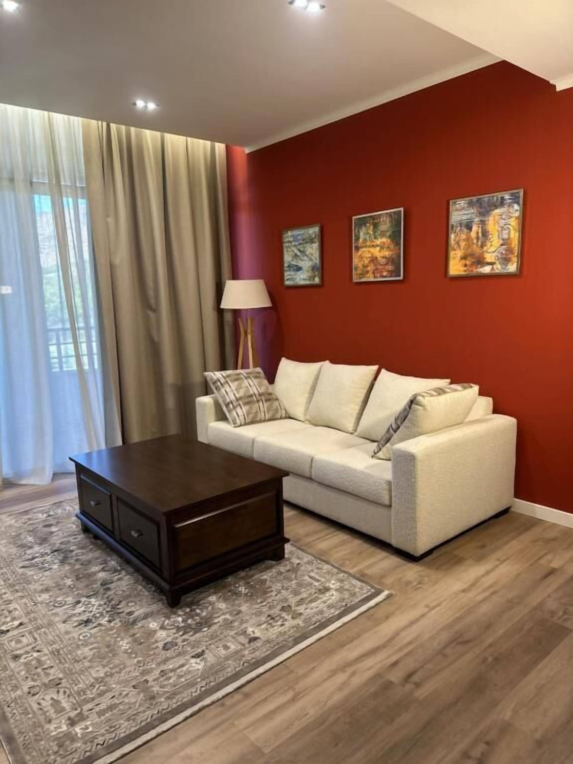 Superior Suite | Living area | Toys, books