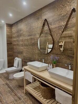 Superior Suite | Bathroom - Sona Boutique Resort (Bazmaghbyur)