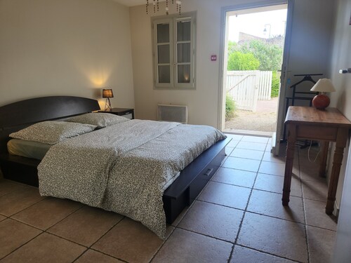 In central France, 3 minutes from the Berry canal. Pets welcome!