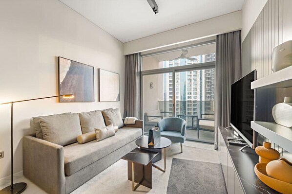 Living area - FIRST CLASS | 2BR |Sleek Escape | Near Dubai Mall (Business Bay)