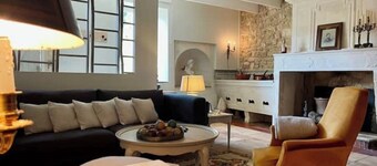 Charentais haven of peace with heated swimming pool
