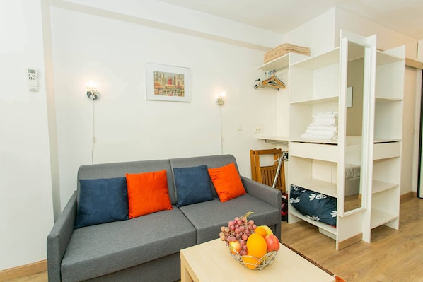 Smart TV, offices