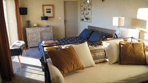 1 chambre, accès à Internet, literie fournie
