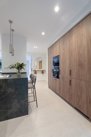 Interior - Bright and spacious in Chamberí (Madrid)
