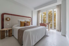3 bedrooms, iron/ironing board, Internet, bed sheets - Bright and spacious in Chamberí (Madrid)