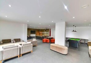 Games room - Modern Student Studio at Heart of New Cross, London (Greater London)