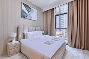 2 bedrooms, iron/ironing board, WiFi, bed sheets - Premium 2BR Residence in Downtown Dubai (Dubai)