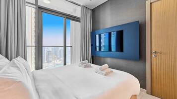 2 bedrooms, iron/ironing board, Internet, bed sheets