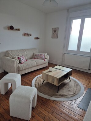 TV - Apartment-cosy-nature tres proche-centre-ville proche-au calme (Cambrai)
