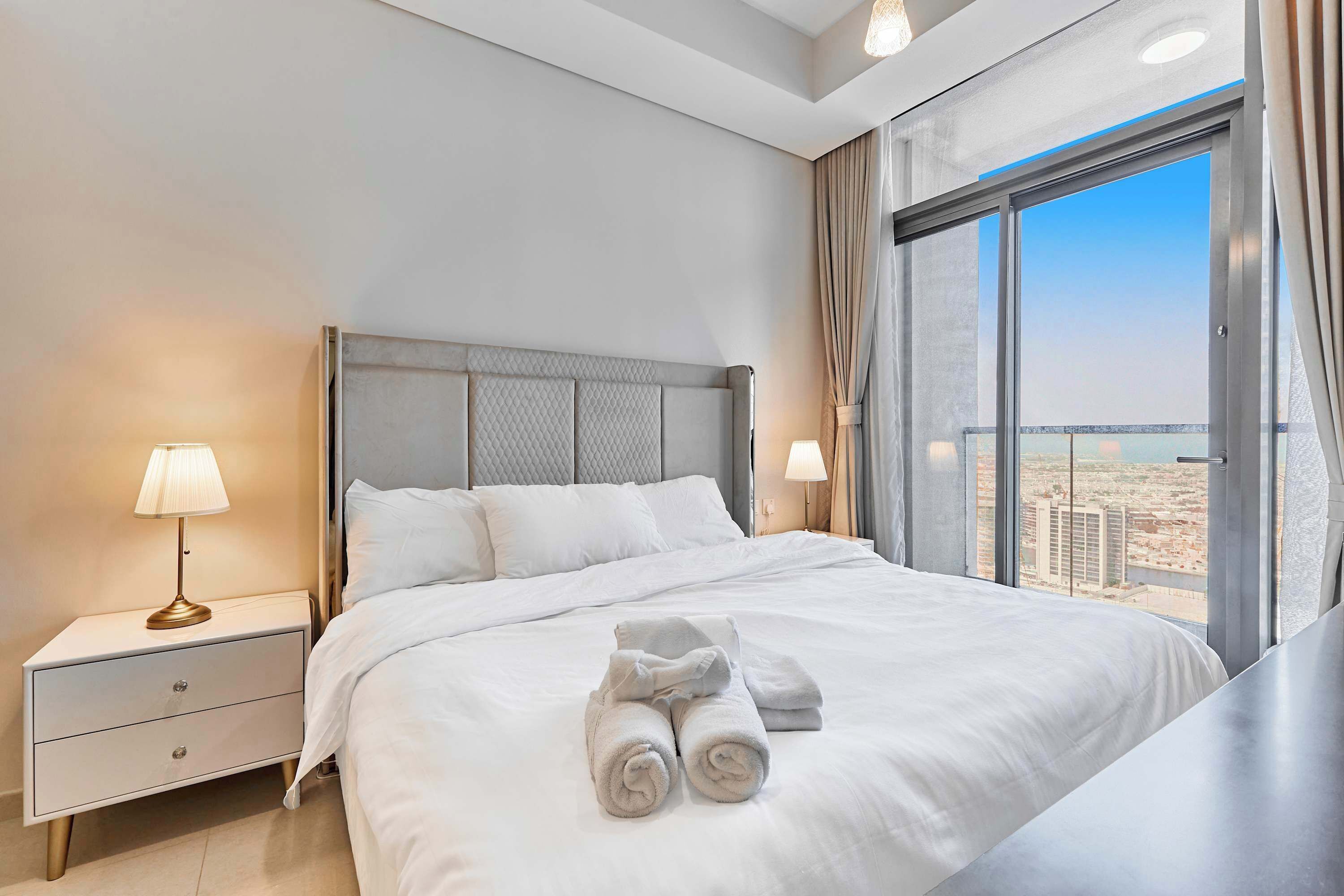 Bügeleisen/Bügelbrett, WLAN, Bettwäsche