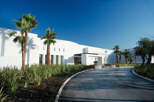 Holiday Home 'Lovely Marina De La Alcaidesa' with Sea View, Wi-Fi and Air Conditioning