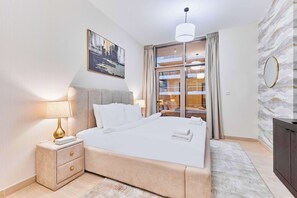 2 bedrooms, iron/ironing board, WiFi, bed sheets - 2BHK Canal View Stay-Business Bay (Dubai)