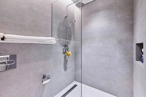 Haartrockner, Handtücher