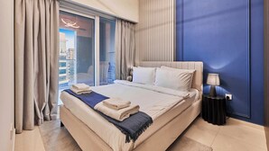 Room - Cityscape Comforts 2BR (Dubai)