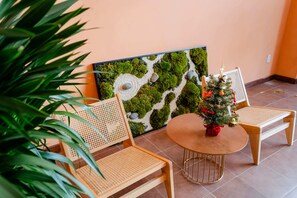 Interior - Mona Hotel (Dĩ An)