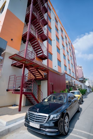 Exterior - Mona Hotel (Dĩ An)