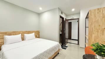 Blackout curtains, soundproofing, iron/ironing board, free WiFi