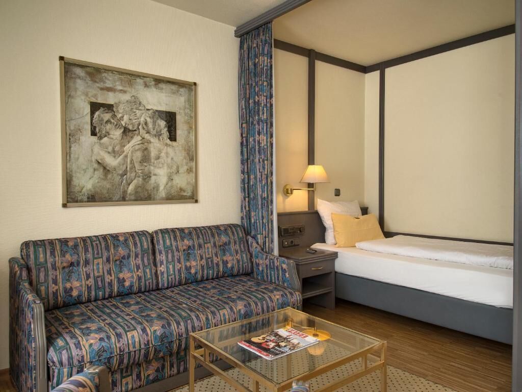 Einzelzimmer | Schreibtisch, laptopgeeigneter Arbeitsplatz, kostenloses WLAN