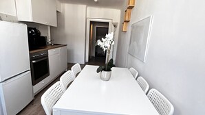 Departamento básico | Restaurantes