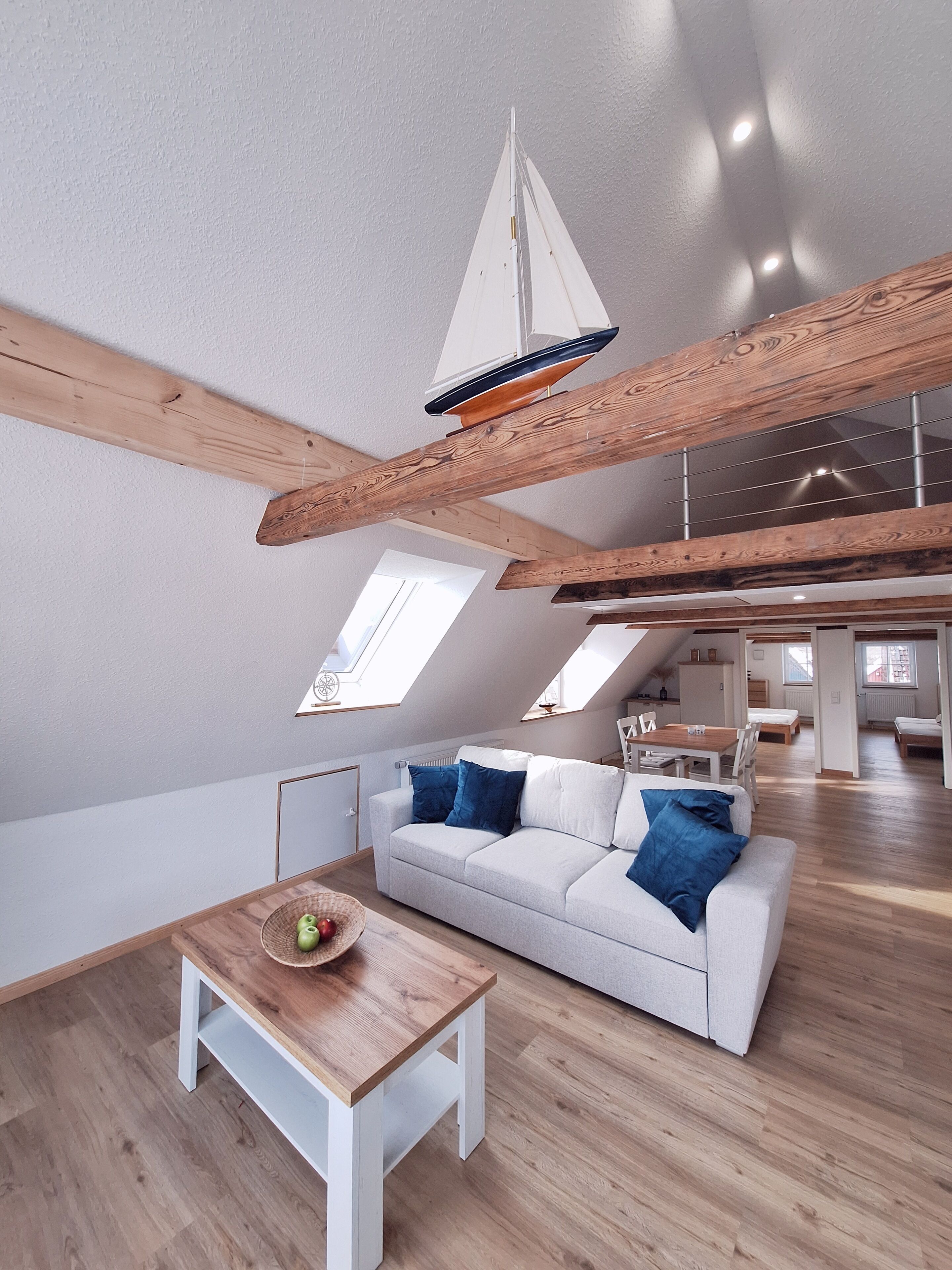 TV, livros, aparelho de som