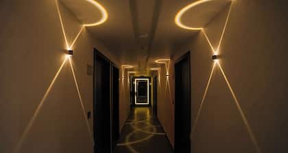 Hotel The Avanta - Gandhinagar