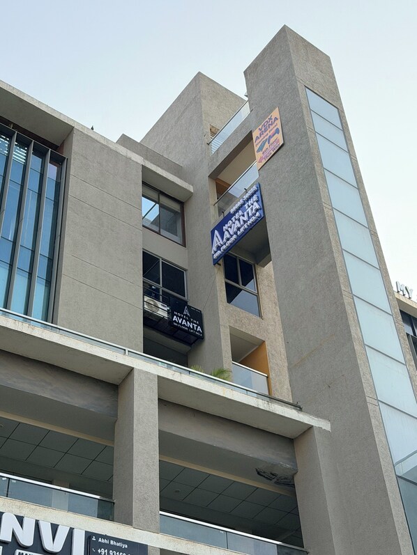Exterior - Hotel The Avanta - Gandhinagar (Gandhinagar)