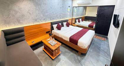 Hotel The Avanta - Gandhinagar